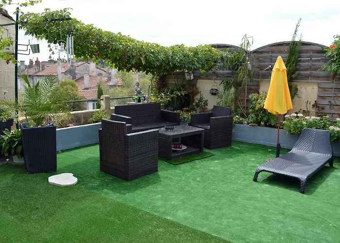 Les Remparts D'angouleme 4* Angulema